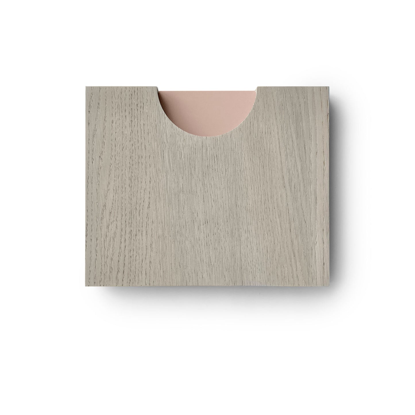 Sample of the Half Moon Wood facade in quartz oak. Wood handle in quartz oak or Color
