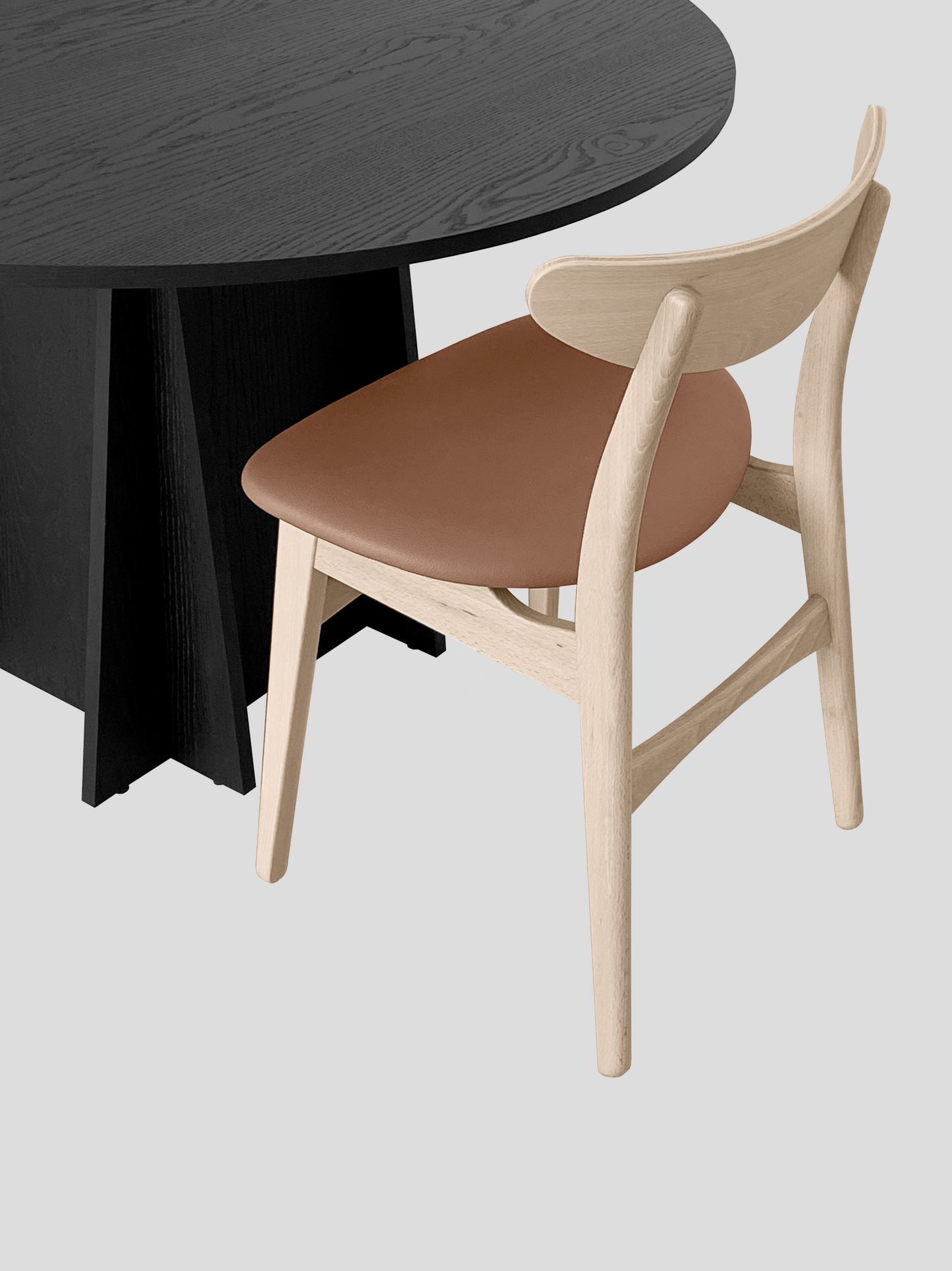 Iconic chair, natural beech