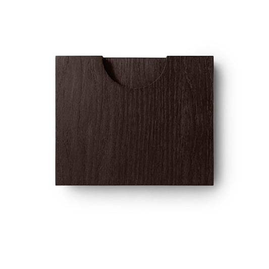 Sample of Half Moon Wood facade in anthracite oak. Handle in anthracite oak or Color 
