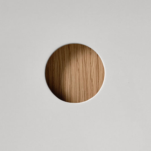Sample of Tasty Color river mother-of-pearl facade. Wood handle 