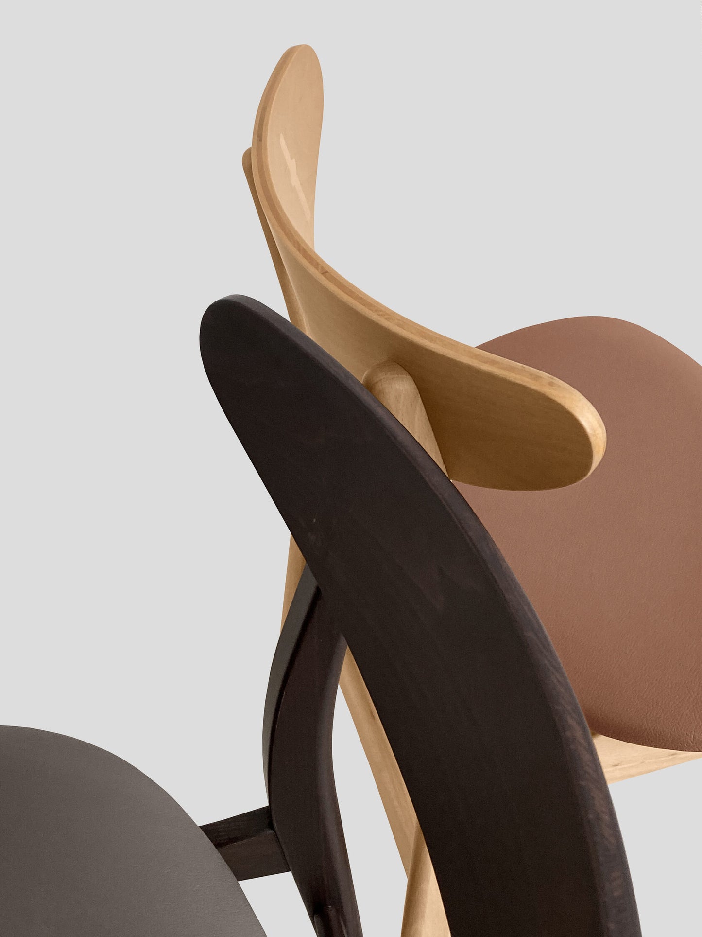 Iconic chair dark beech